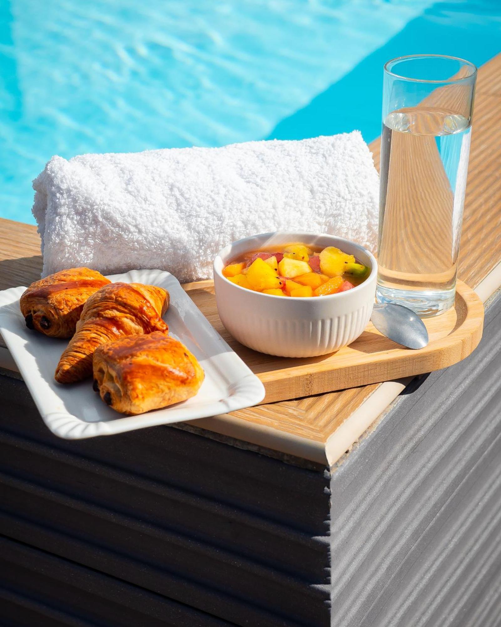 Evasion En Plein Coeur De La Ville T2 Jacuzzis Sauna Et Piscine Au Centre De ポール・ルイ エクステリア 写真